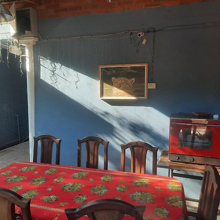 La Posada De Dante Puerto Iguazu Bagian luar foto