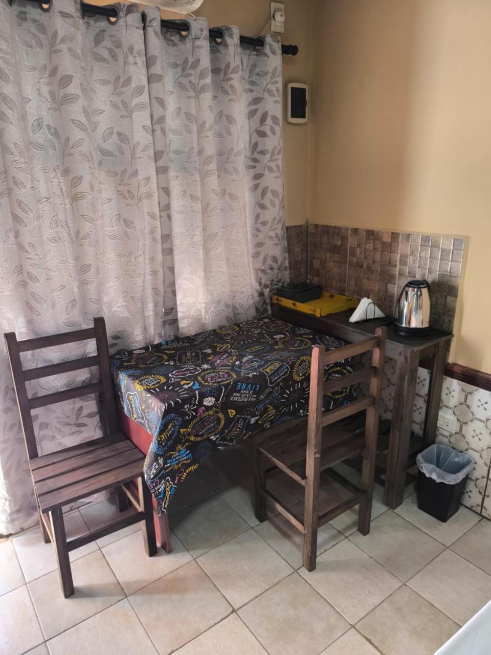 La Posada De Dante Puerto Iguazu Bagian luar foto